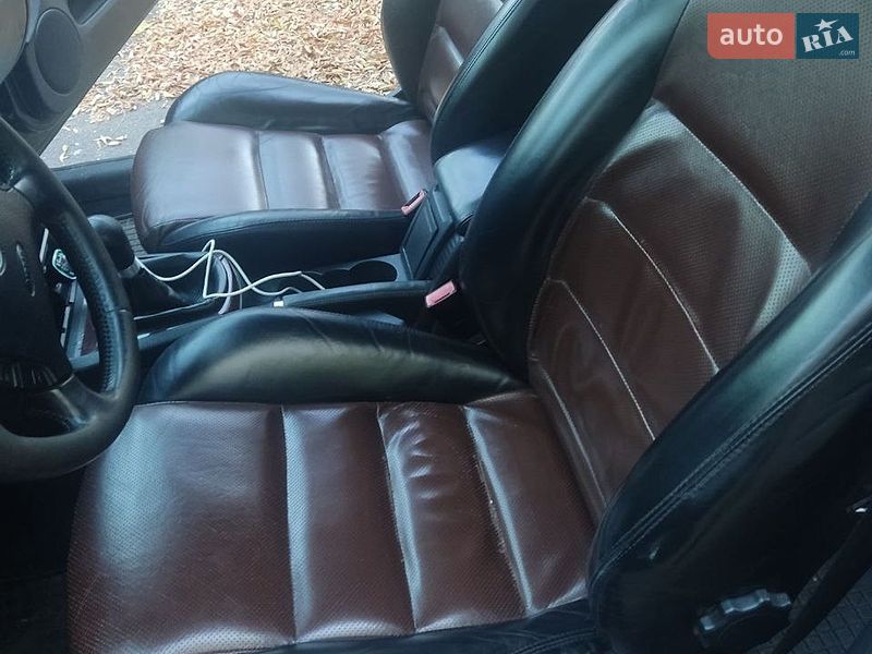 Лифтбек Skoda Superb 2004 в Одессе