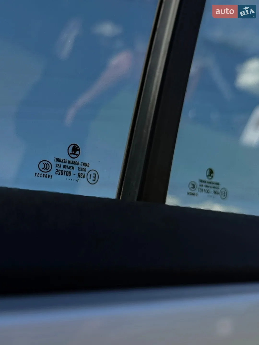 2011 Skoda Superb - мініатюра 9
