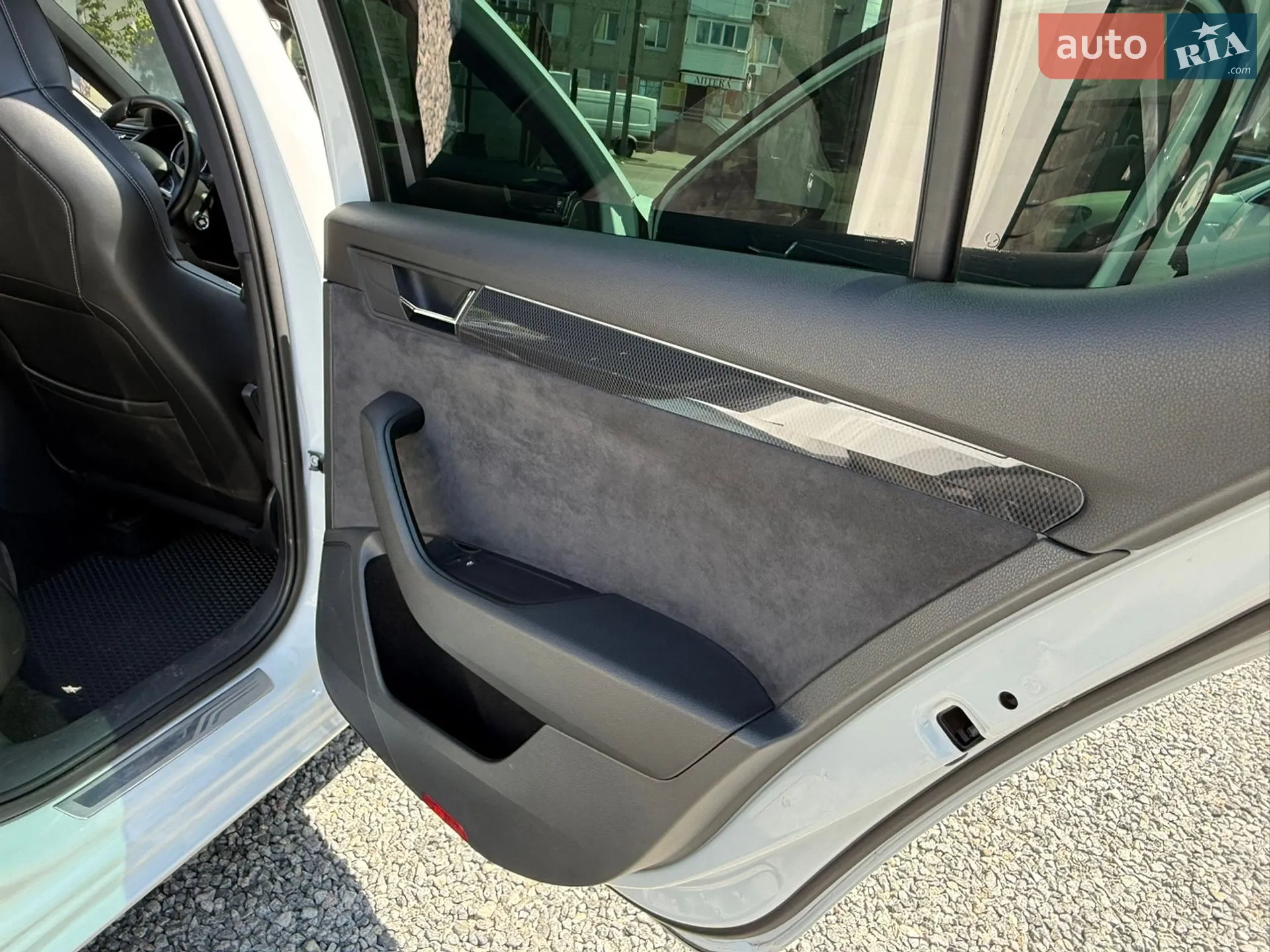 2016 Skoda Superb - мініатюра 46