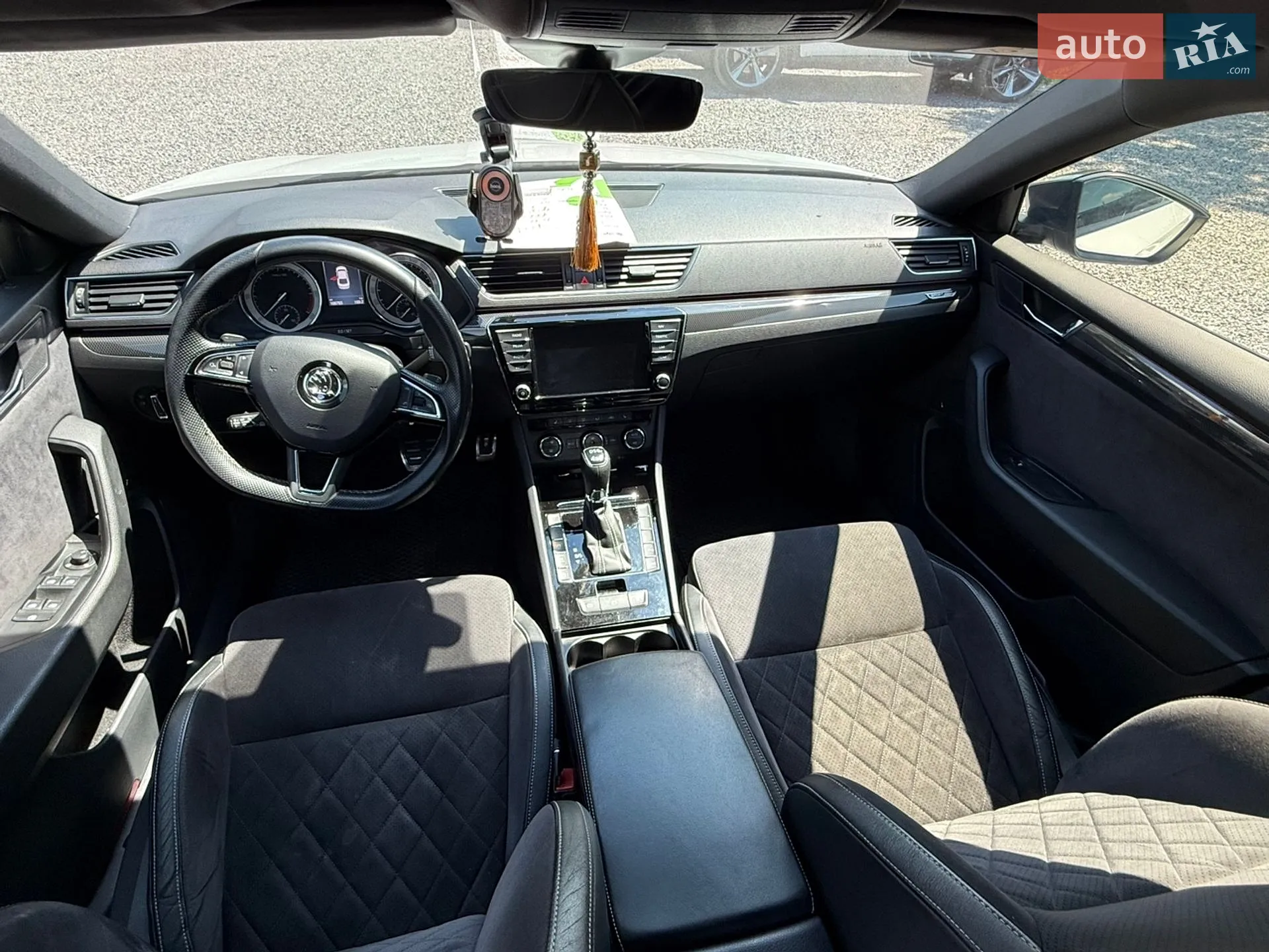 2016 Skoda Superb - мініатюра 59