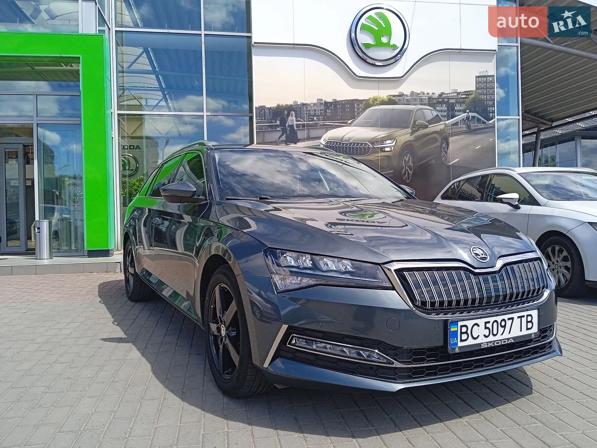 2020 Skoda Superb - фото 1