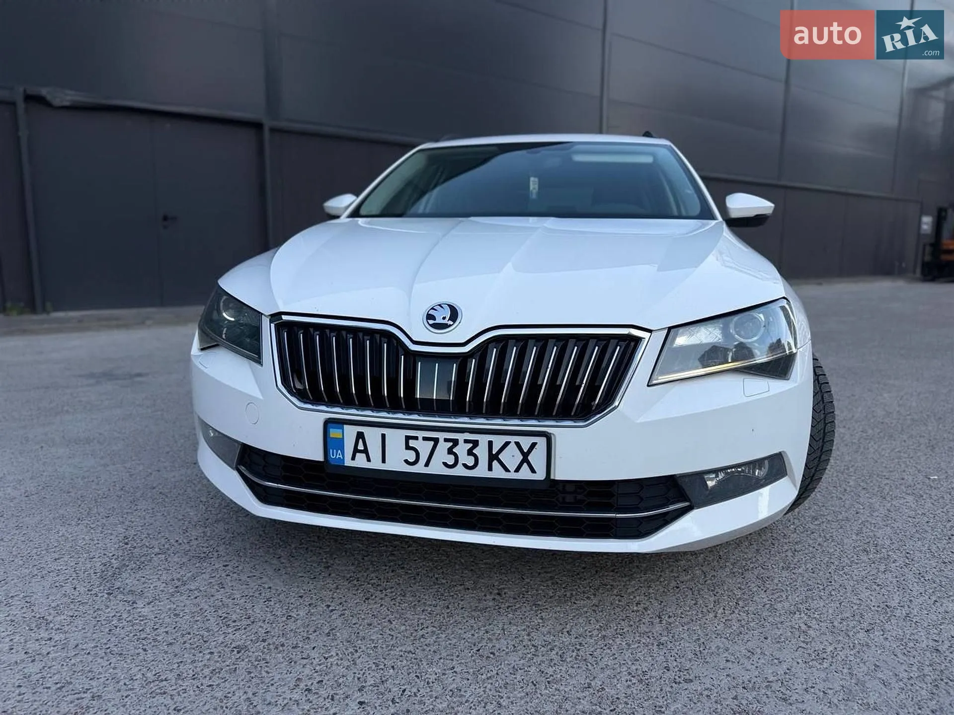2016 Skoda Superb - мініатюра 2