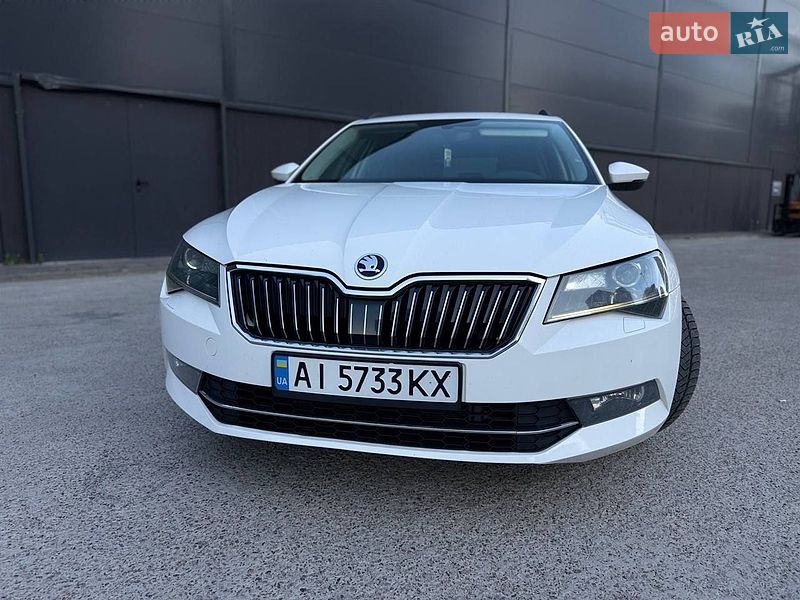 Универсал Skoda Superb 2016 в Киеве