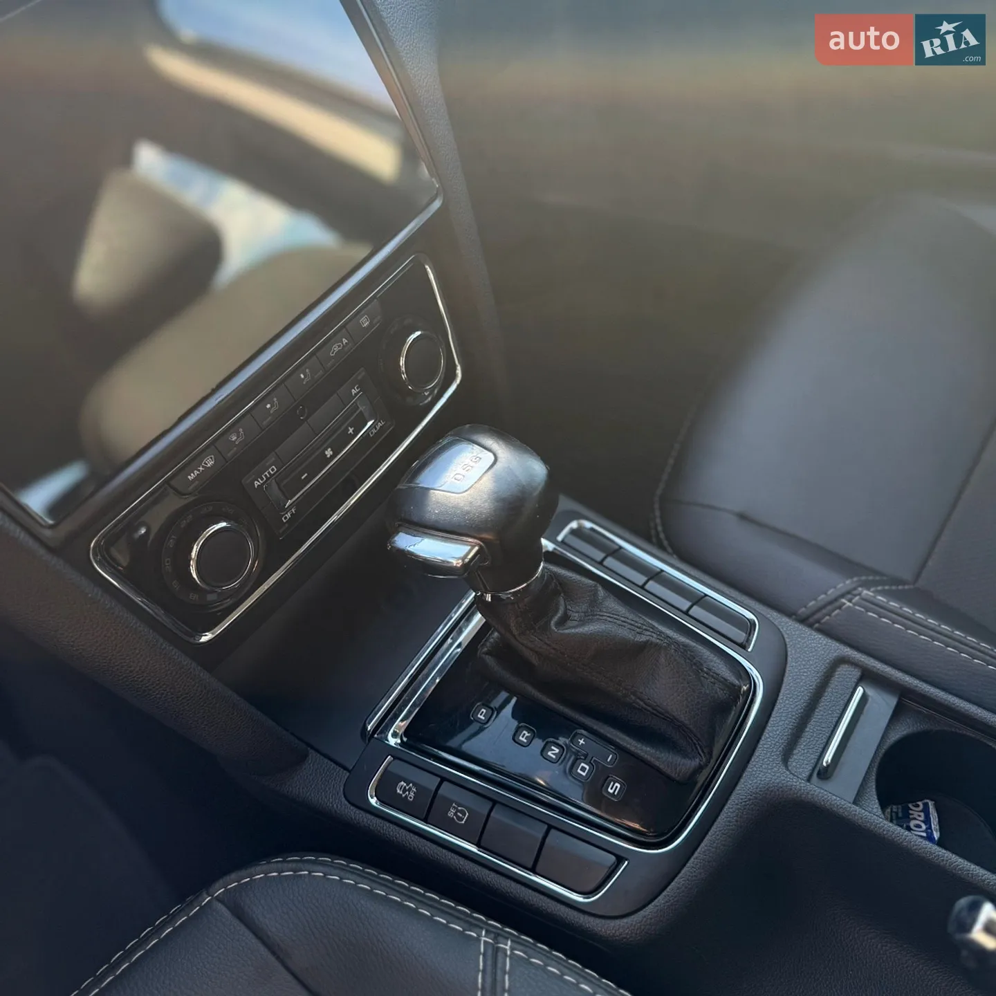 2010 Skoda Superb - мініатюра 19