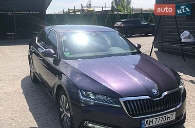 Лифтбек Skoda Superb 2019 в Киеве