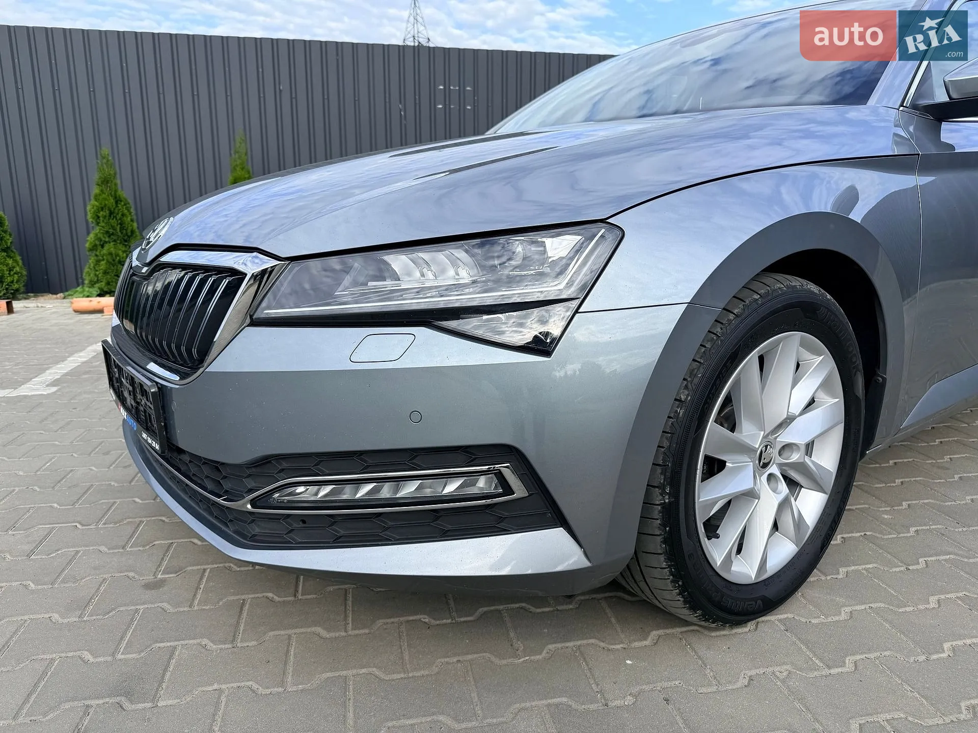 2020 Skoda Superb - мініатюра 3
