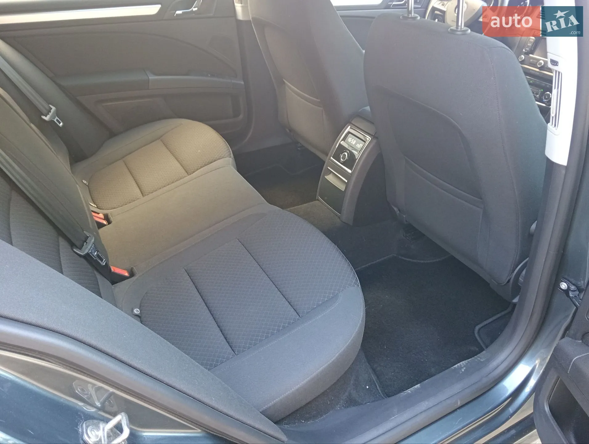 2015 Skoda Superb - мініатюра 5
