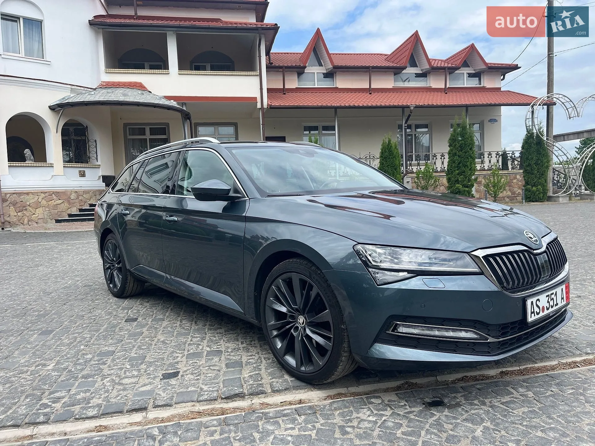 2020 Skoda Superb - мініатюра 3