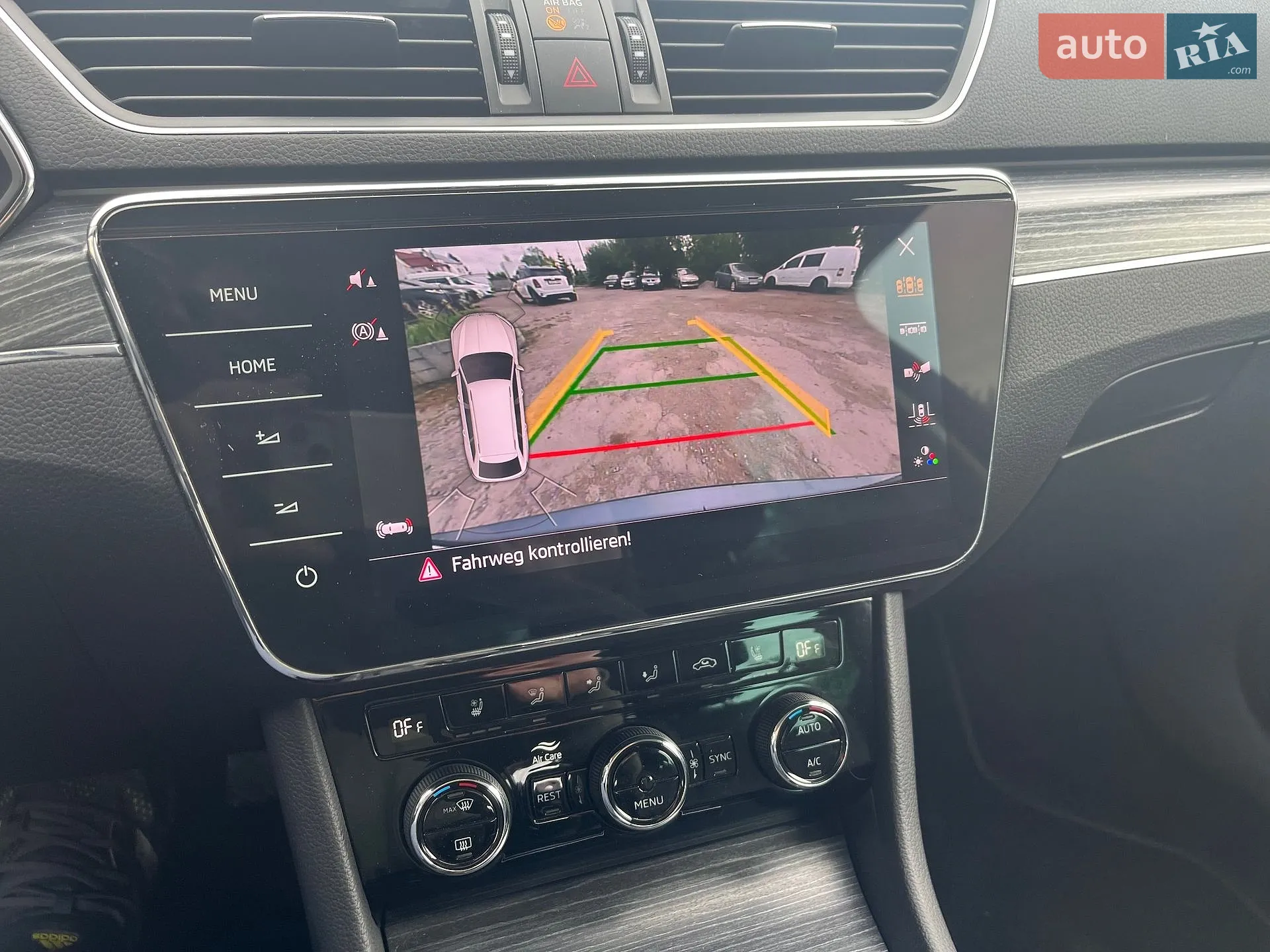 2020 Skoda Superb - мініатюра 38