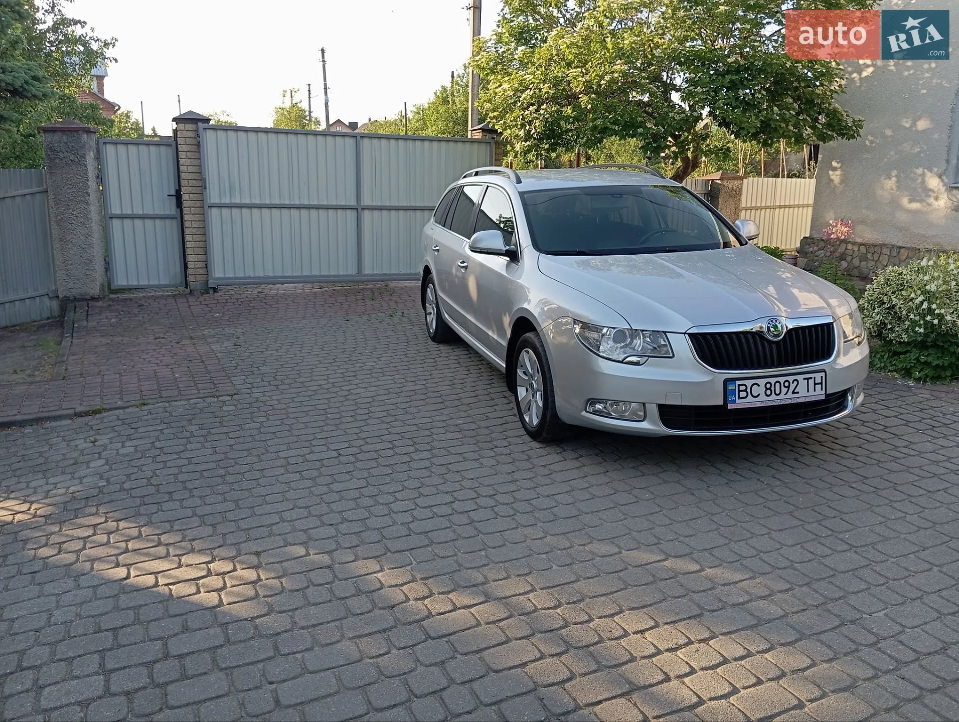 2011 Skoda Superb - мініатюра 6
