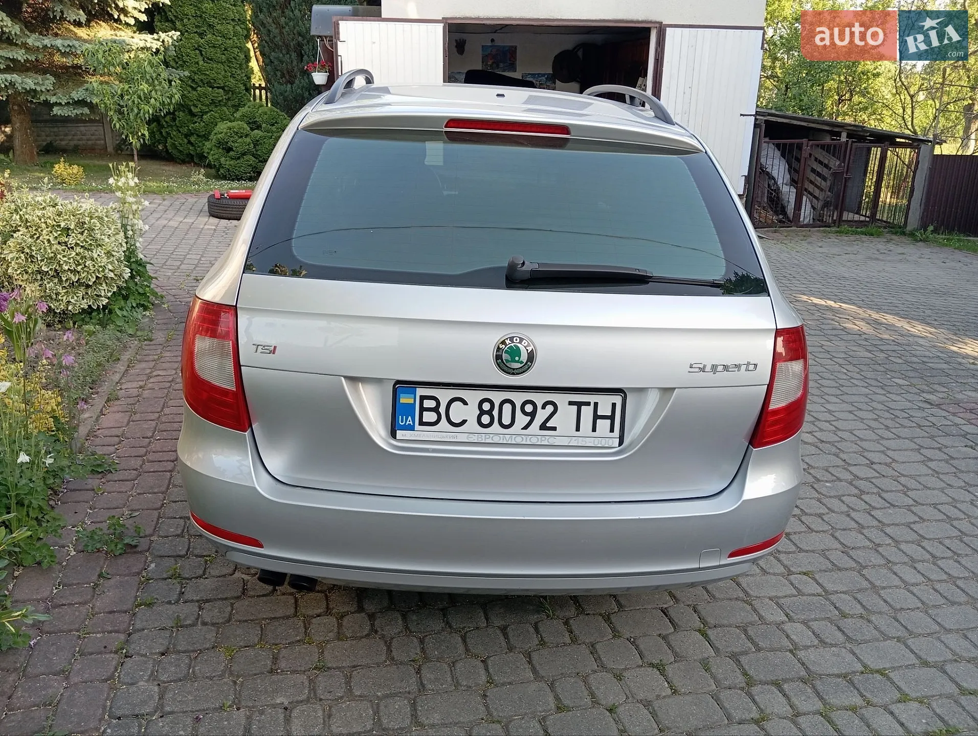 2011 Skoda Superb - мініатюра 10