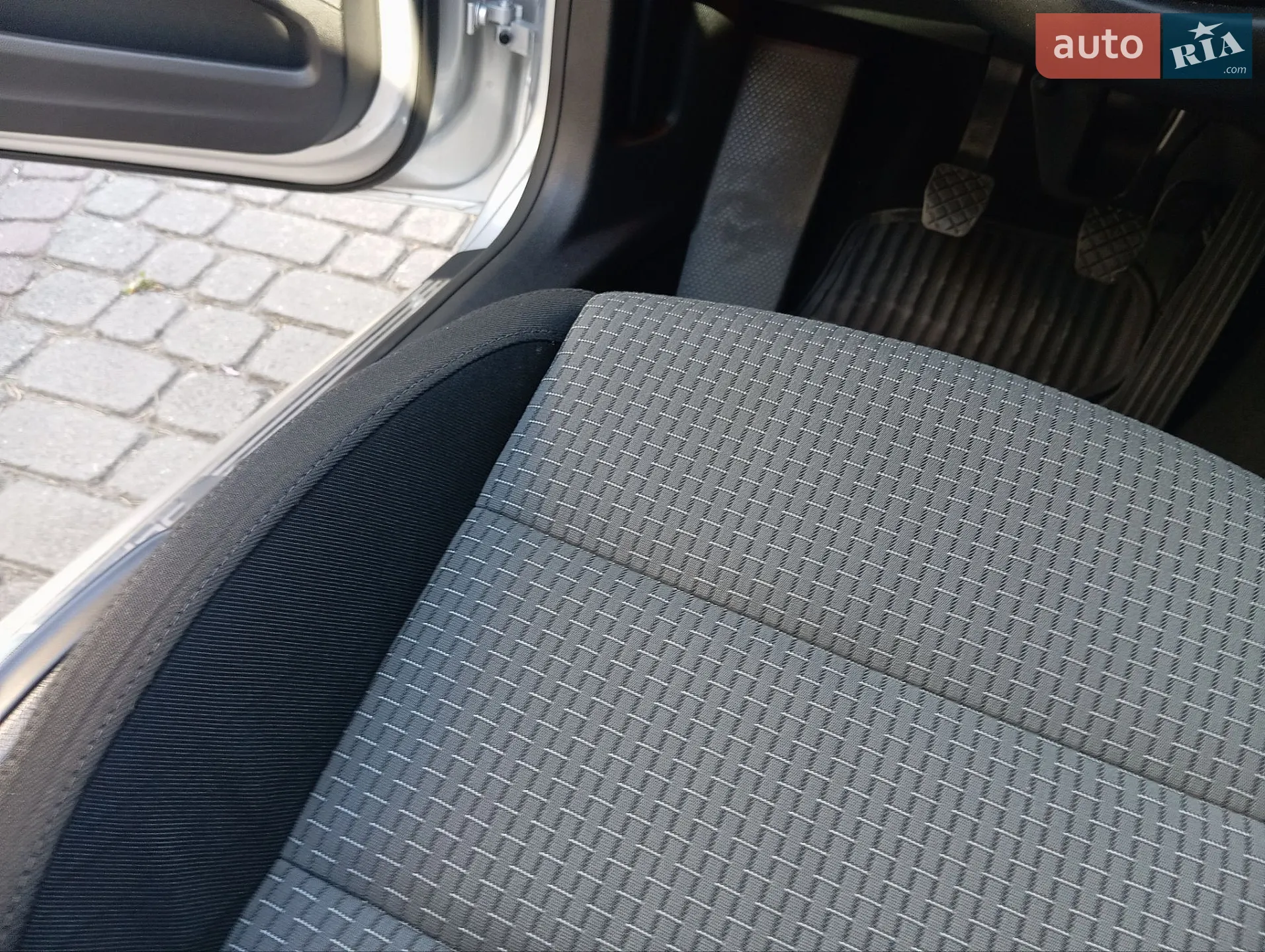 2011 Skoda Superb - мініатюра 86