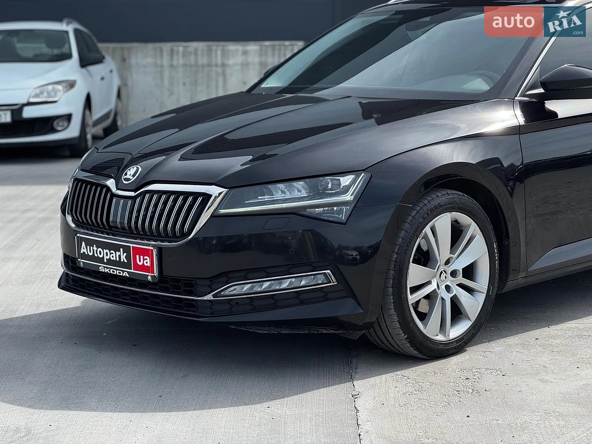 2020 Skoda Superb - мініатюра 3