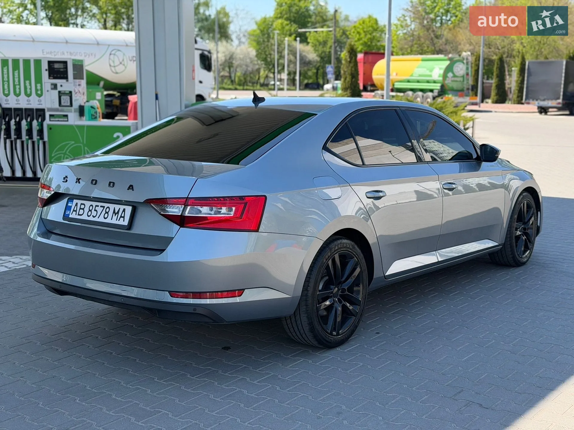 2019 Skoda Superb - мініатюра 12