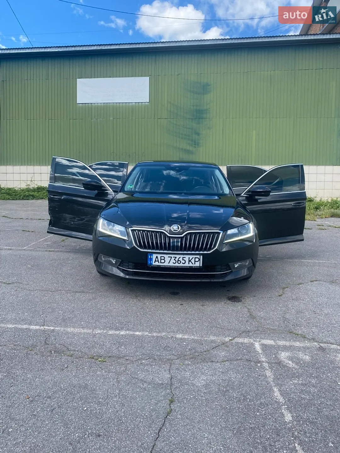 2015 Skoda Superb - мініатюра 11
