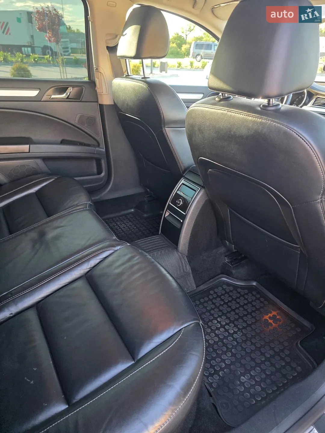 2014 Skoda Superb - мініатюра 23
