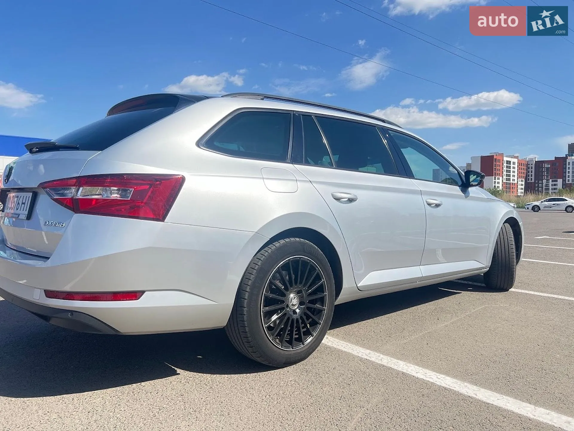 2016 Skoda Superb - мініатюра 3