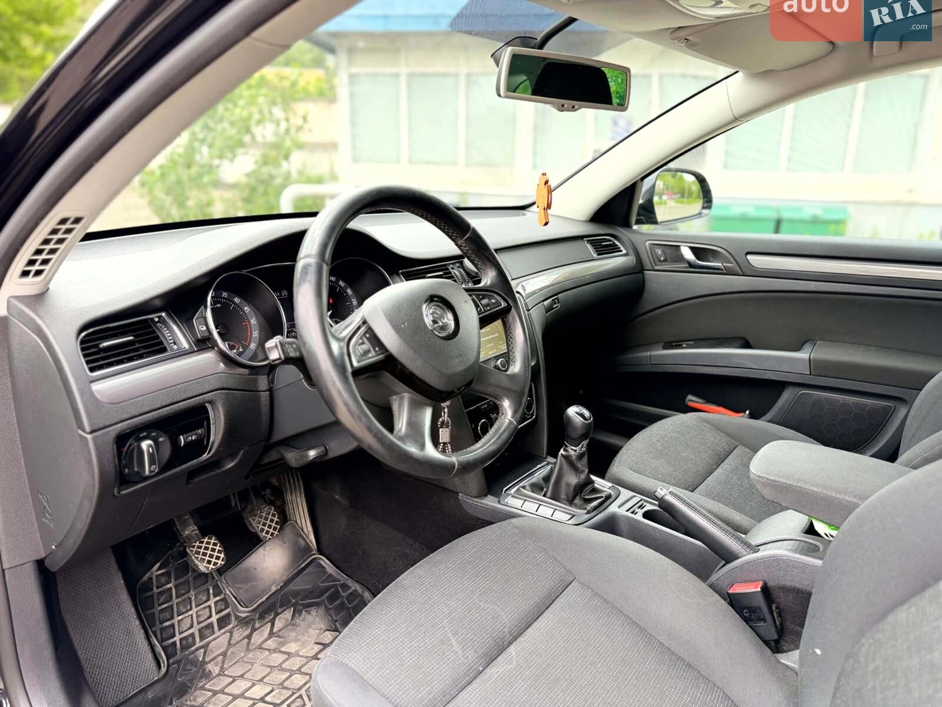 2013 Skoda Superb - мініатюра 14