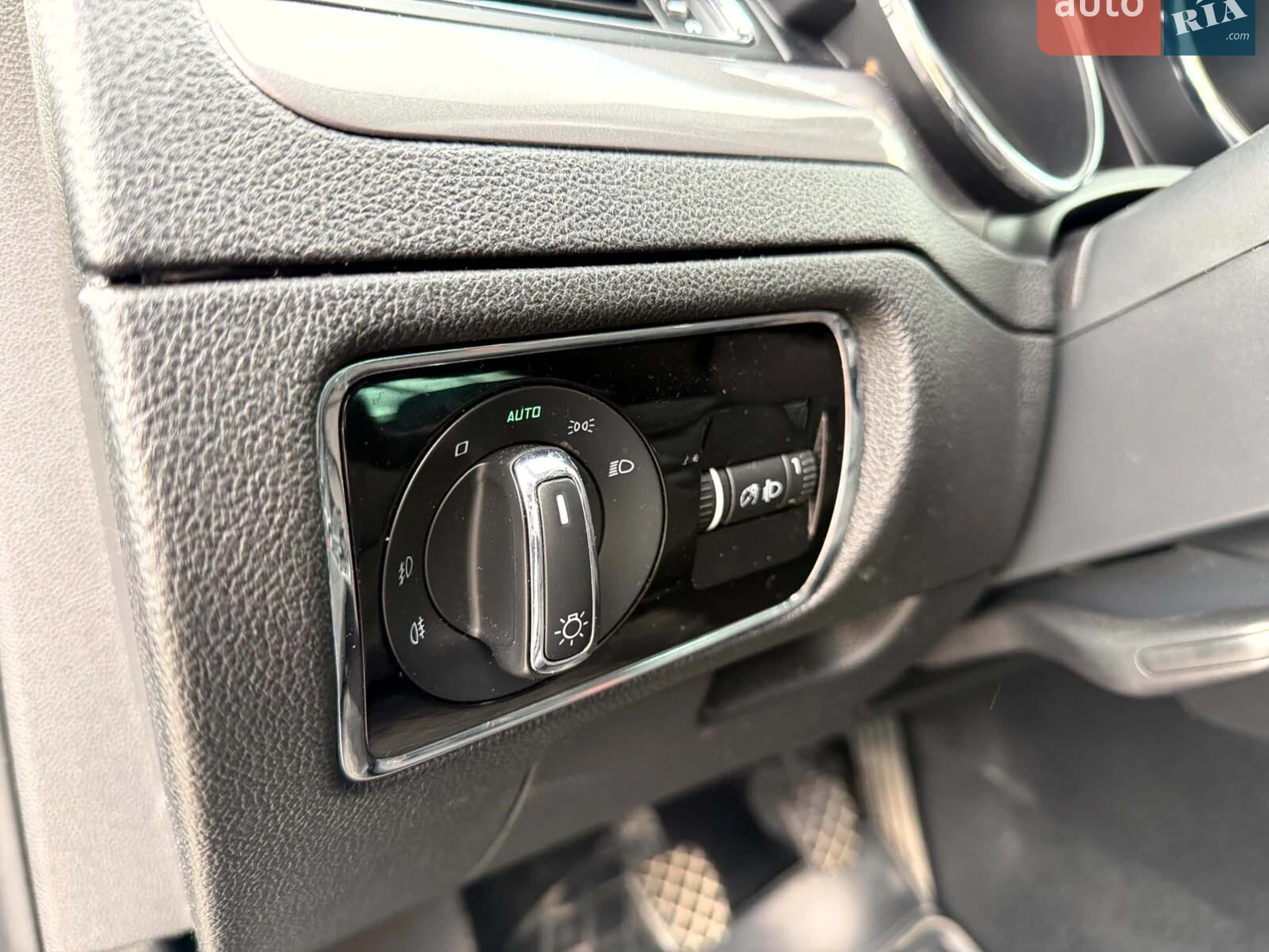 2013 Skoda Superb - мініатюра 15