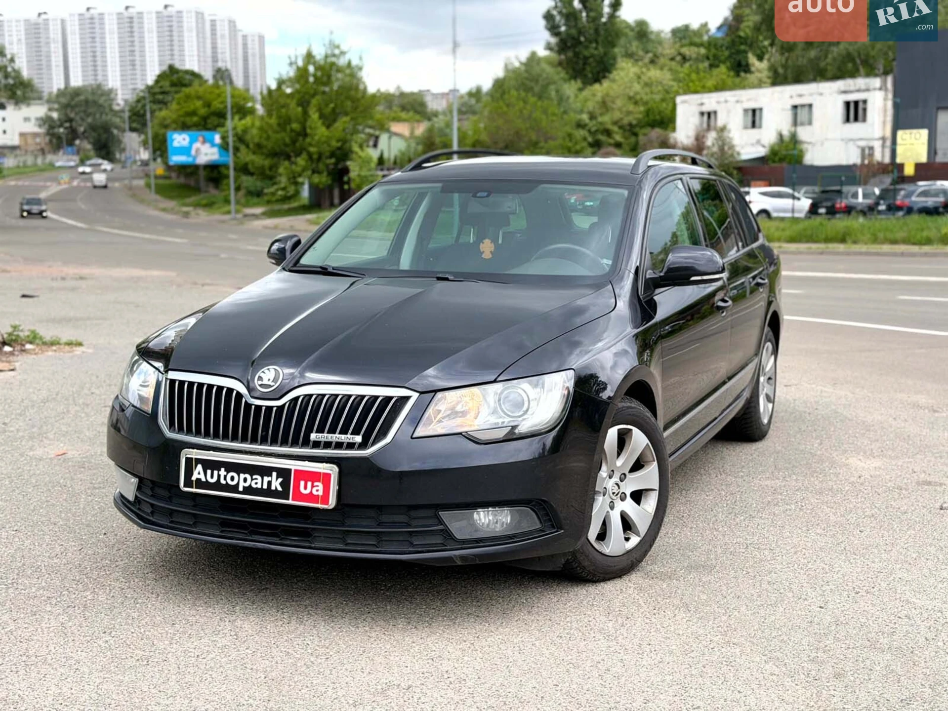 2013 Skoda Superb - фото 1