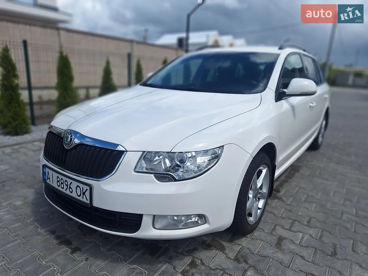 2010 Skoda Superb - мініатюра 21