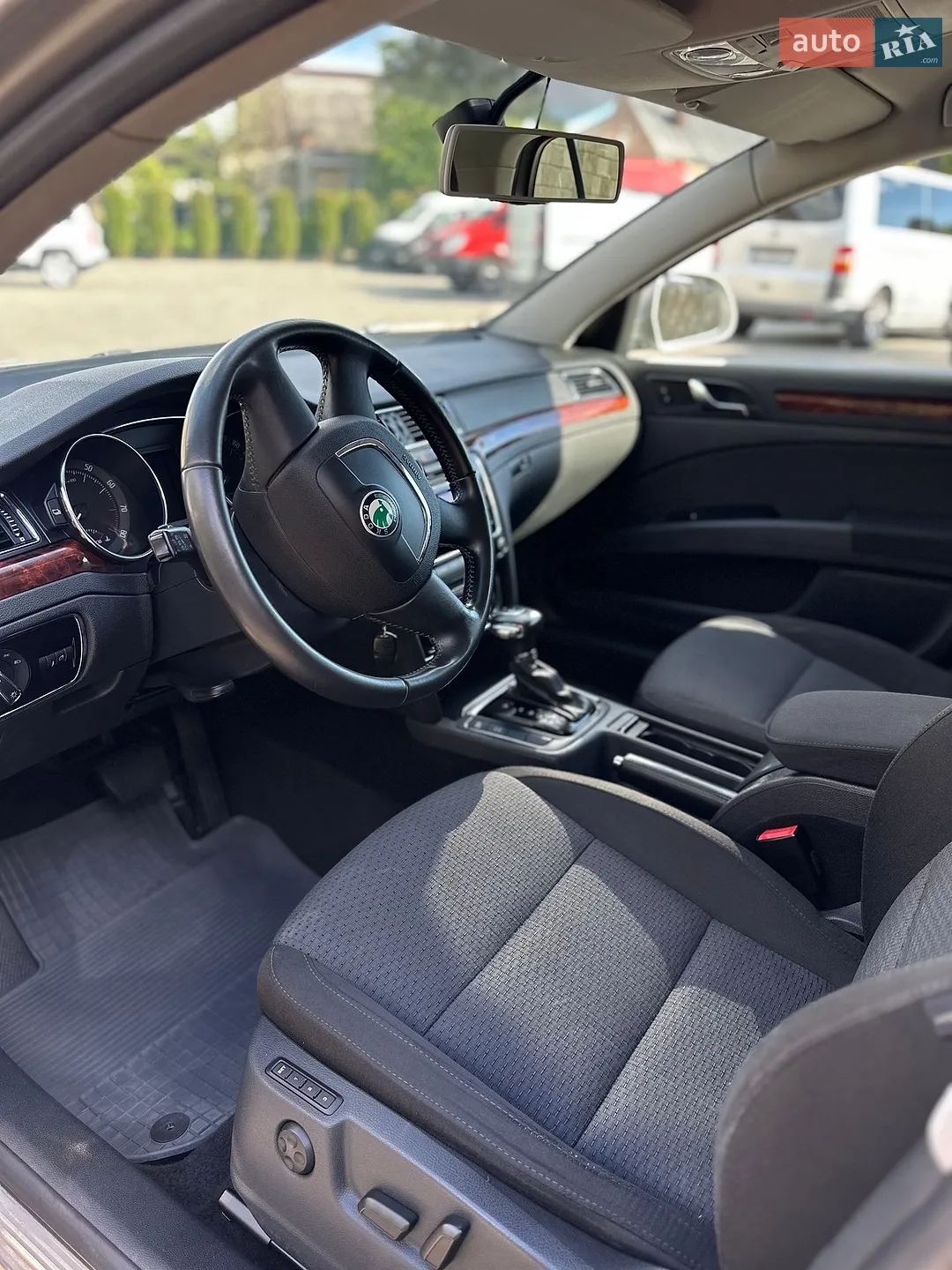 2012 Skoda Superb - мініатюра 6