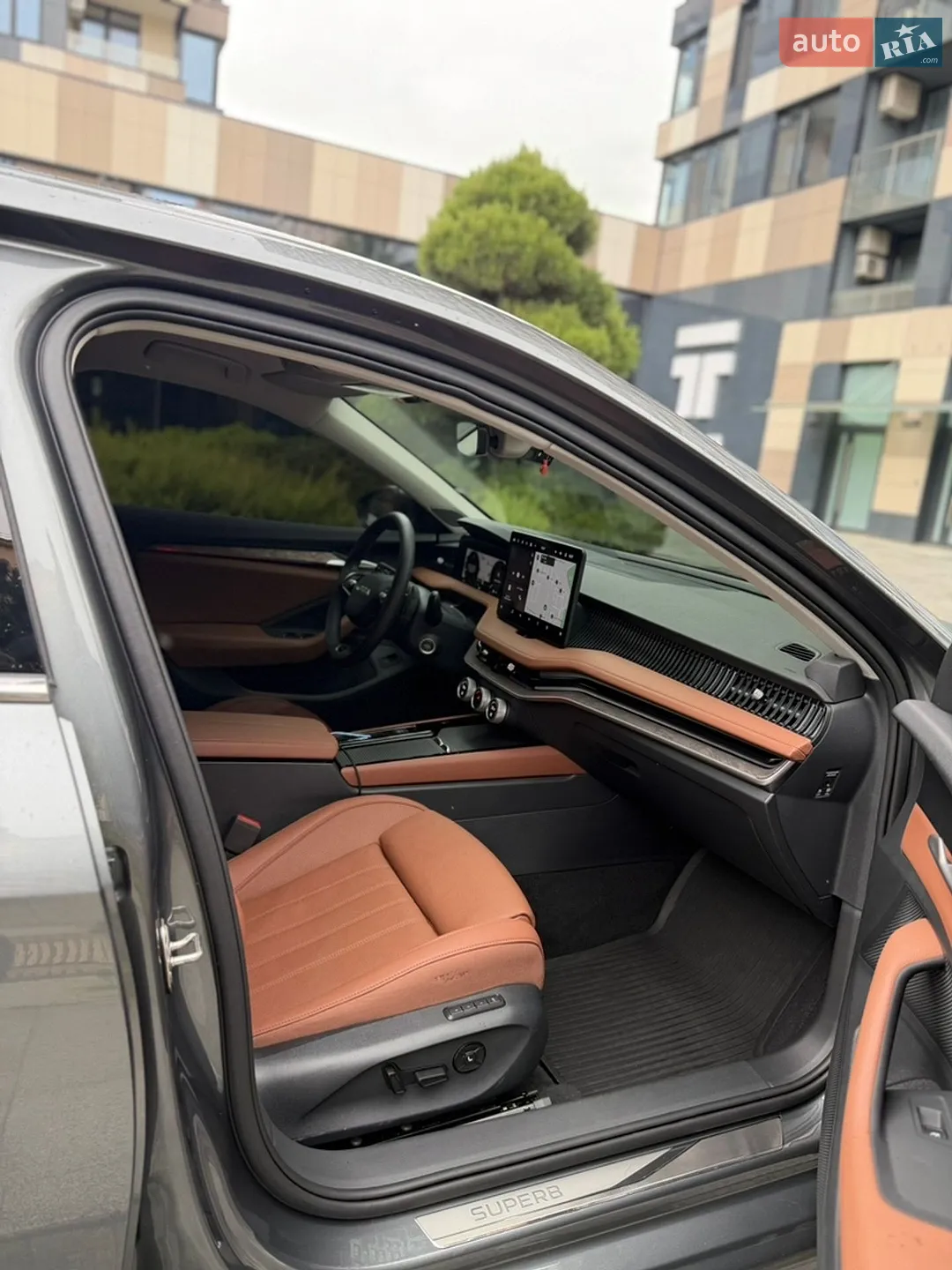 2025 Skoda Superb - мініатюра 10
