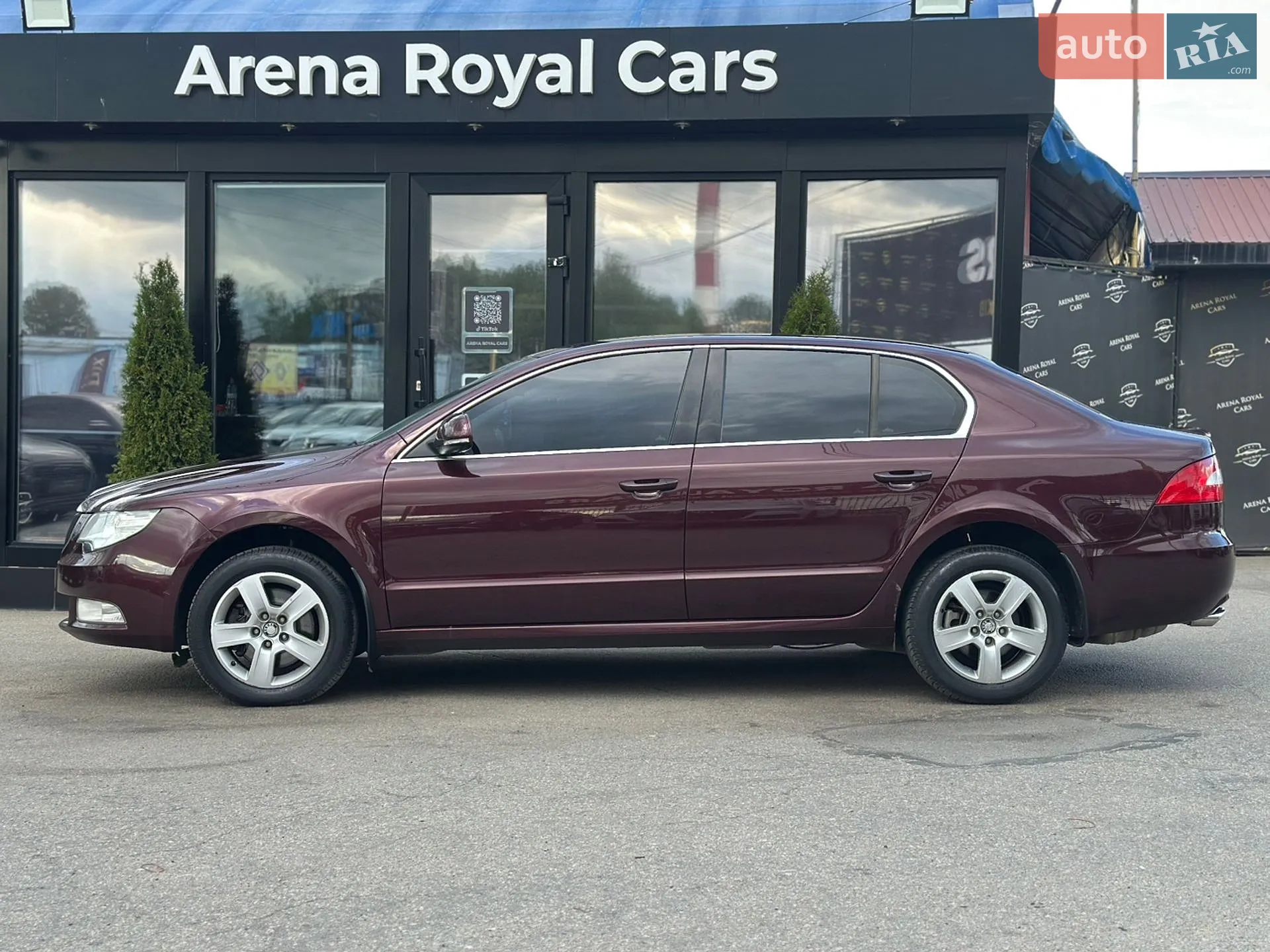 2011 Skoda Superb - мініатюра 5