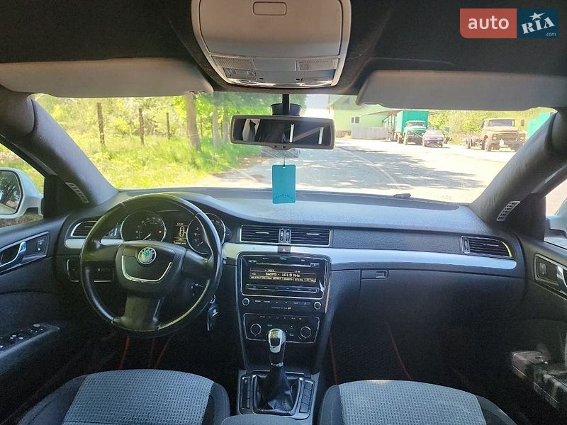 Лифтбек Skoda Superb 2010 в Бедевле