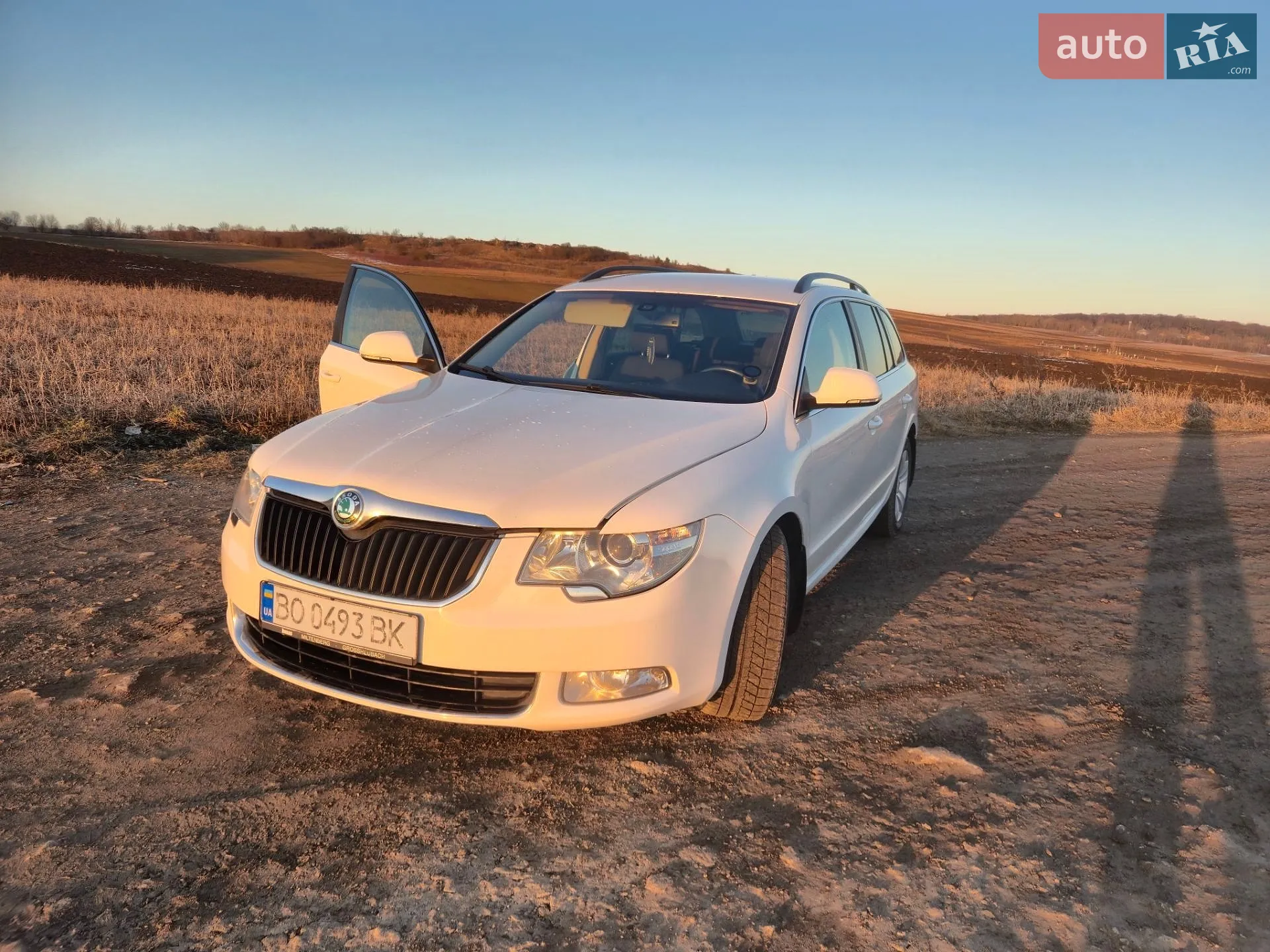 2012 Skoda Superb - мініатюра 2