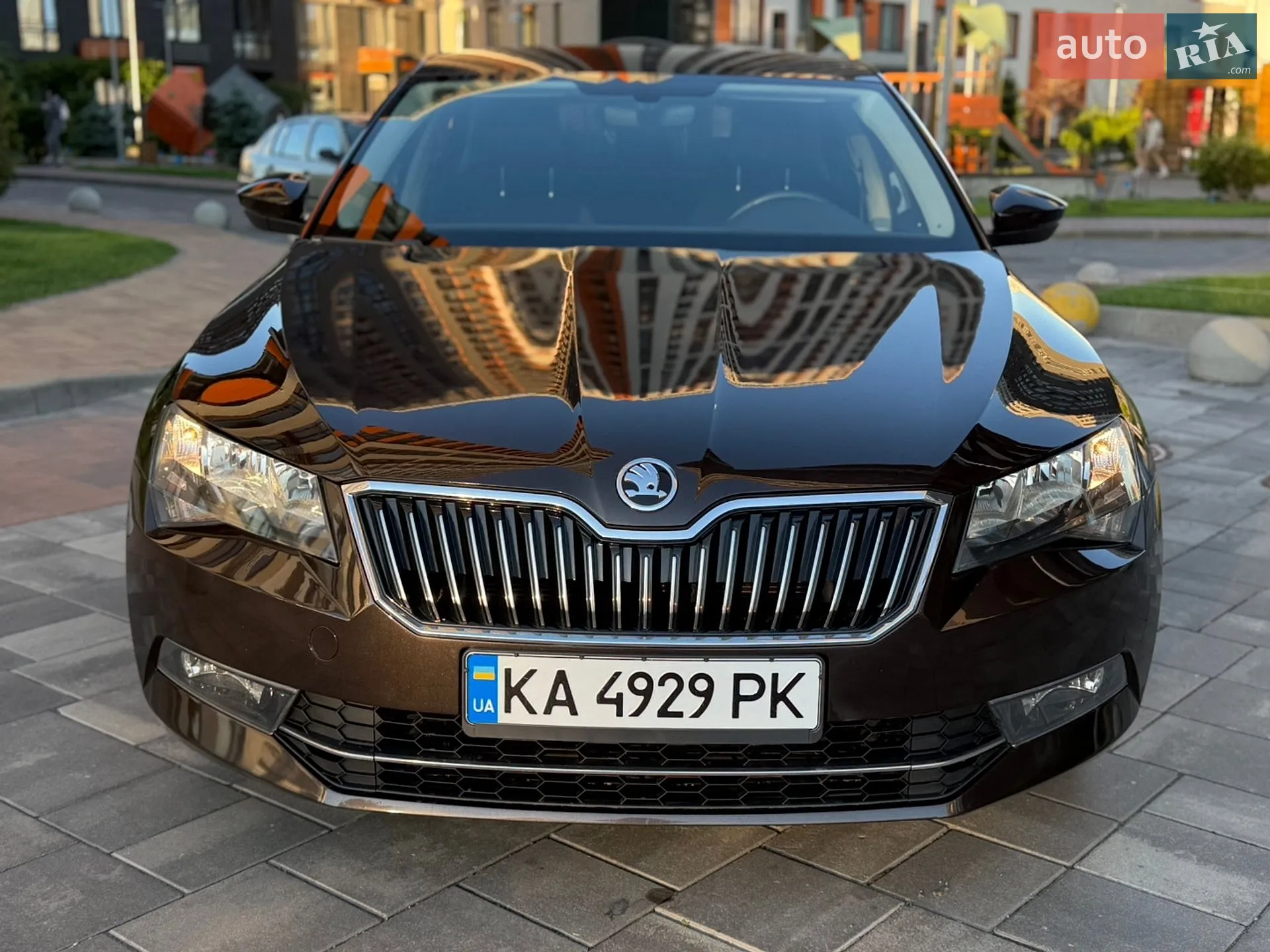 2018 Skoda Superb - мініатюра 2
