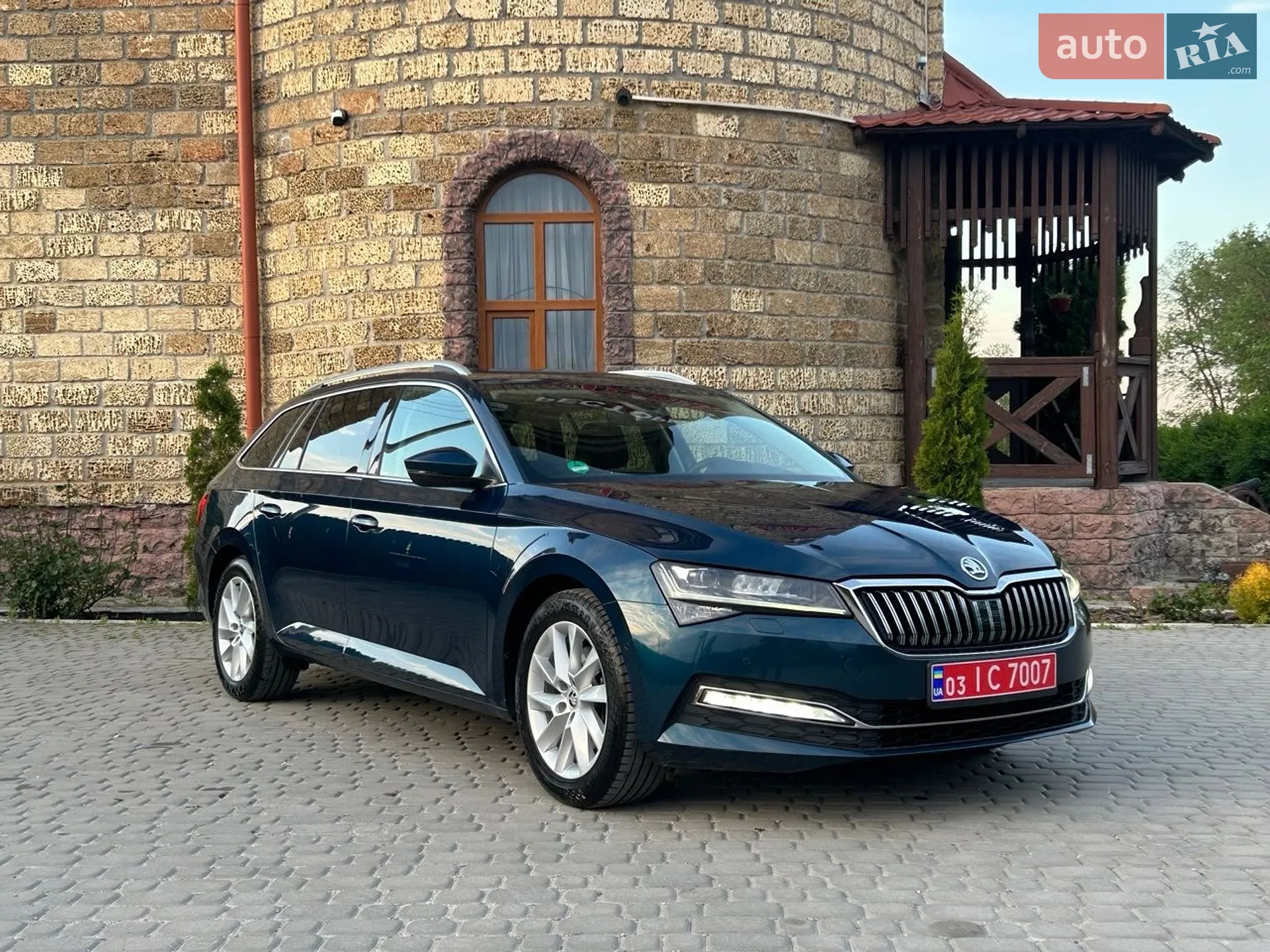 2020 Skoda Superb - мініатюра 2