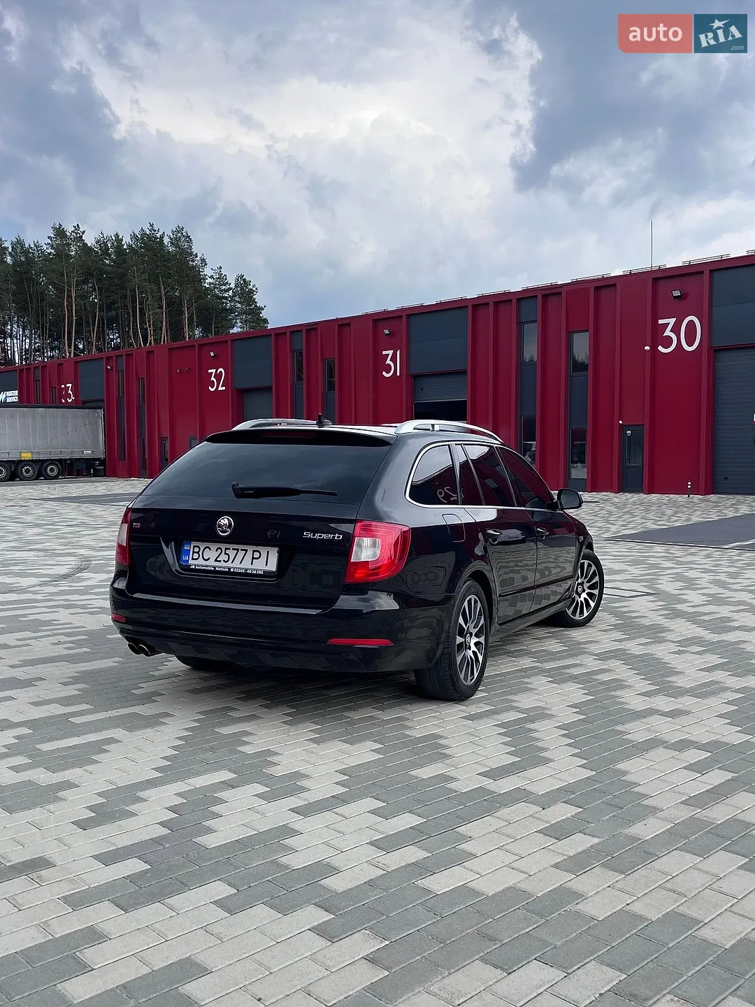 2013 Skoda Superb - мініатюра 9