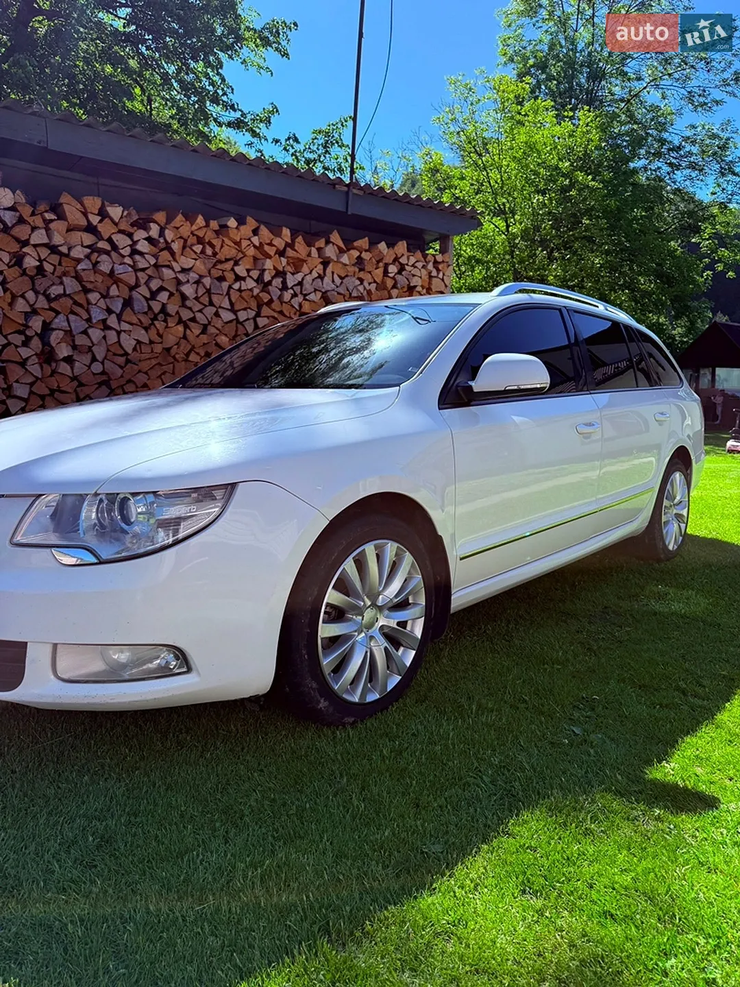 2011 Skoda Superb - мініатюра 3