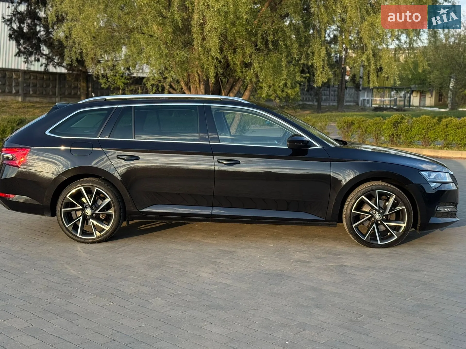 2022 Skoda Superb - мініатюра 38