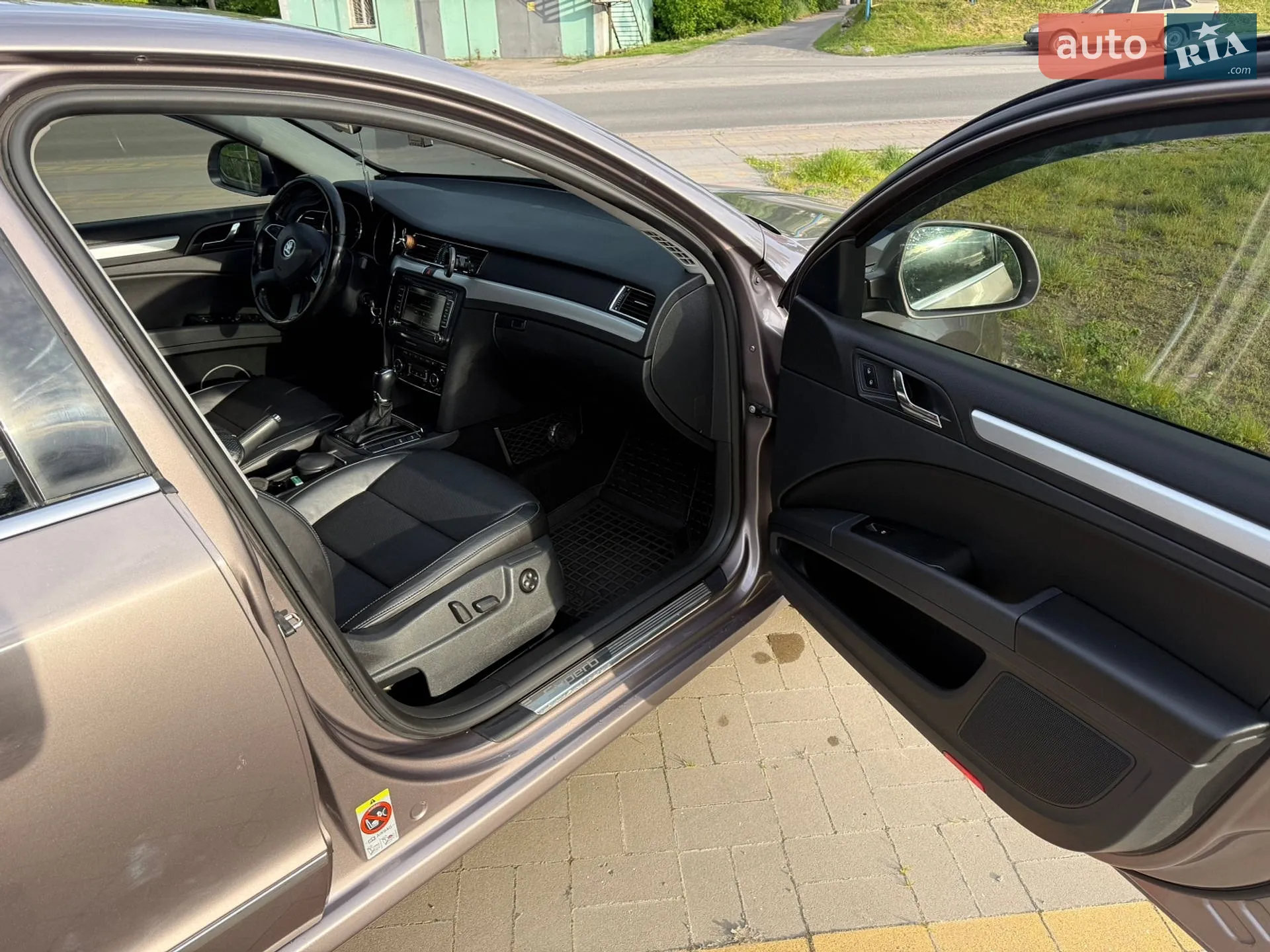 2013 Skoda Superb - мініатюра 14