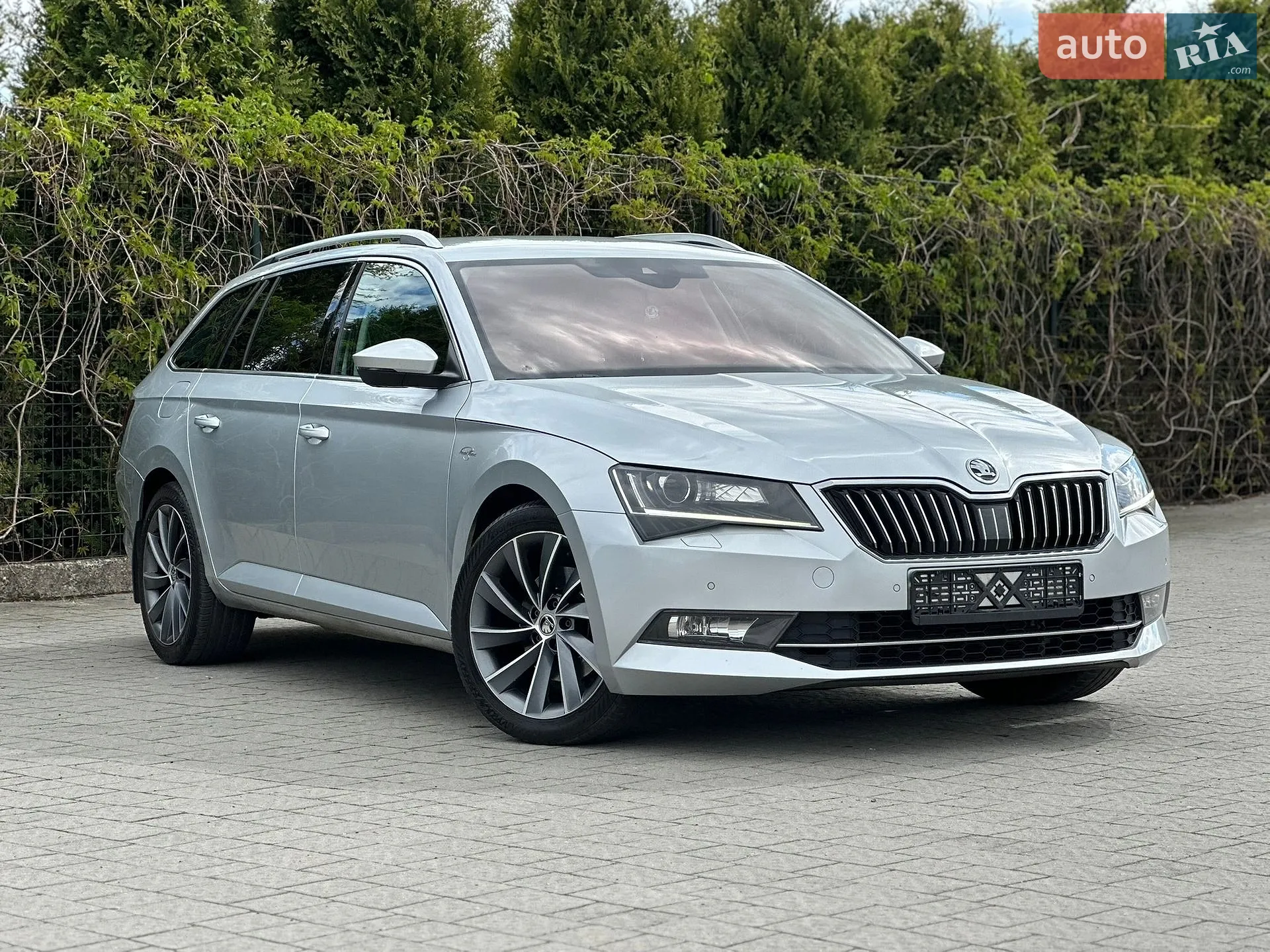 2018 Skoda Superb - мініатюра 2