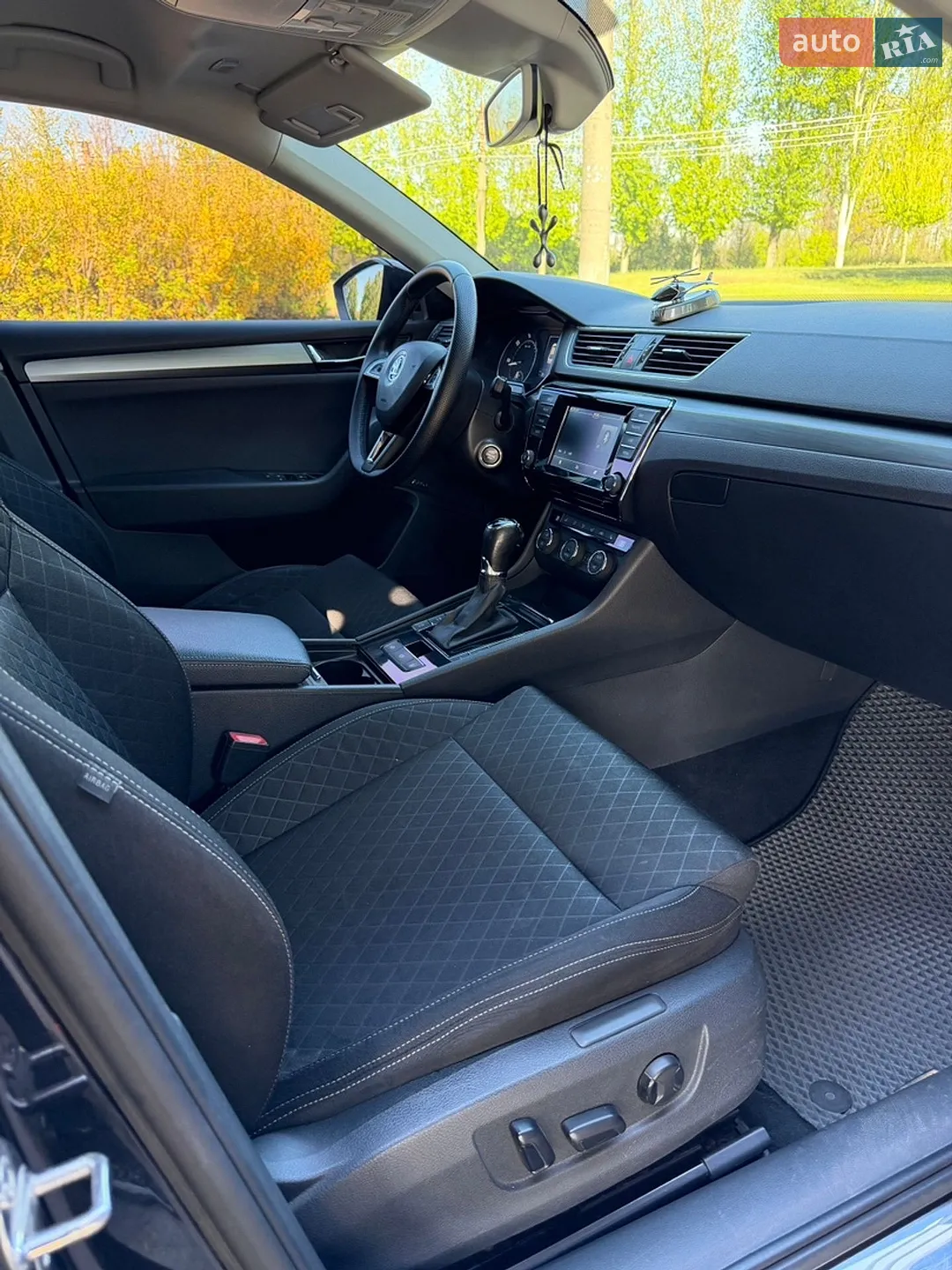 2015 Skoda Superb - мініатюра 40