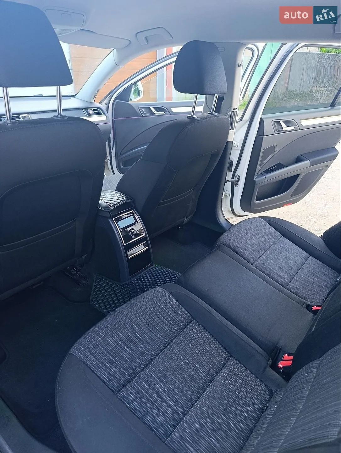 2014 Skoda Superb - мініатюра 8