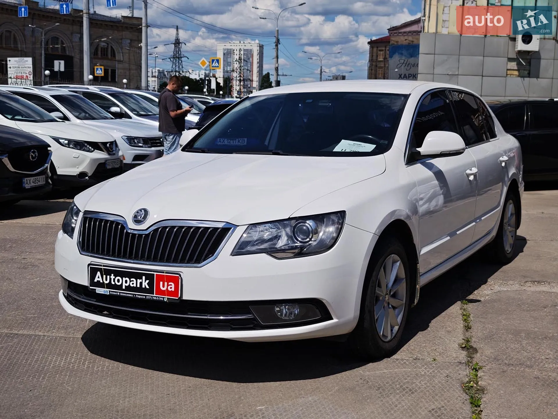 2013 Skoda Superb - фото 1