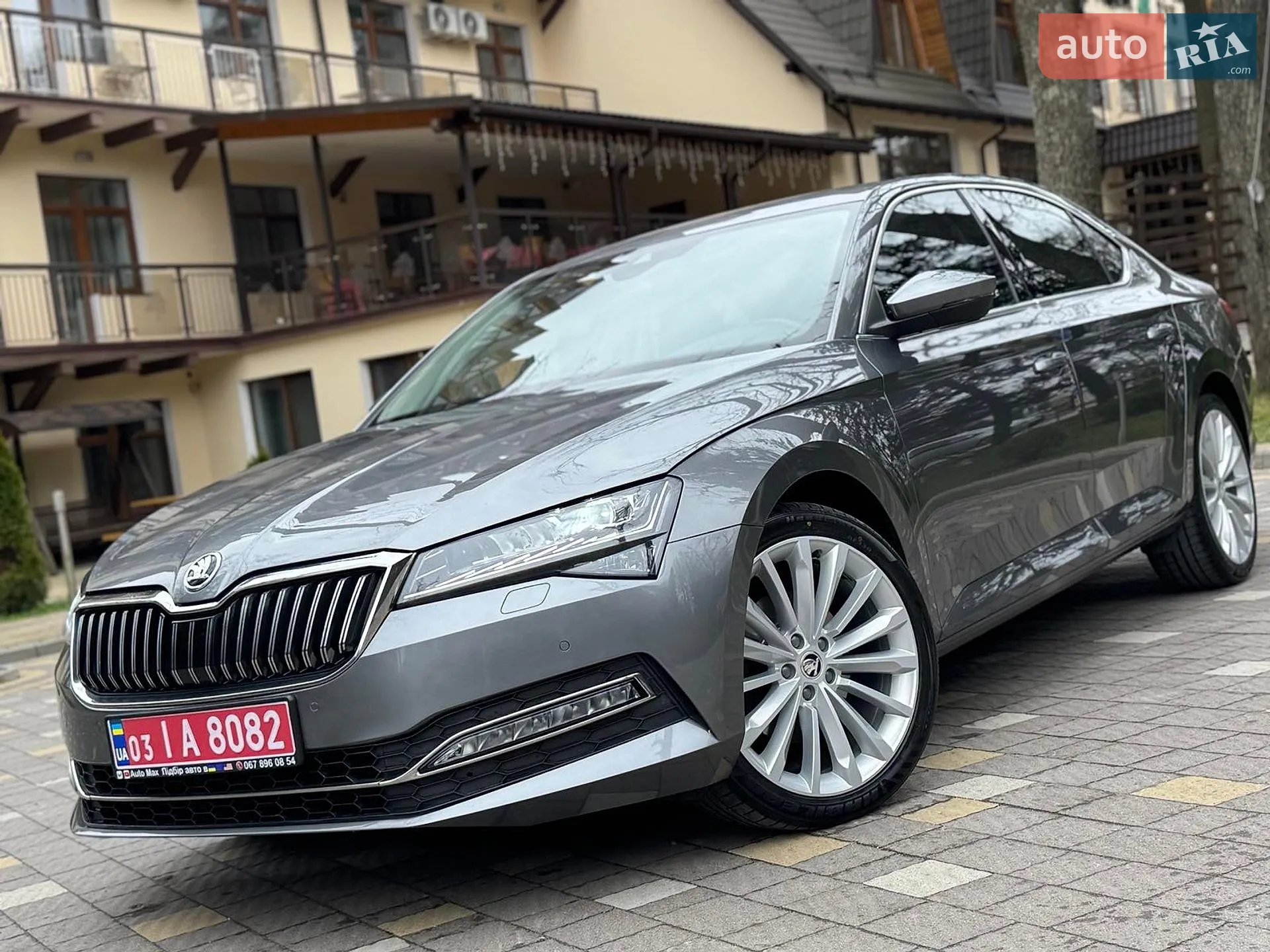 2023 Skoda Superb - фото 1