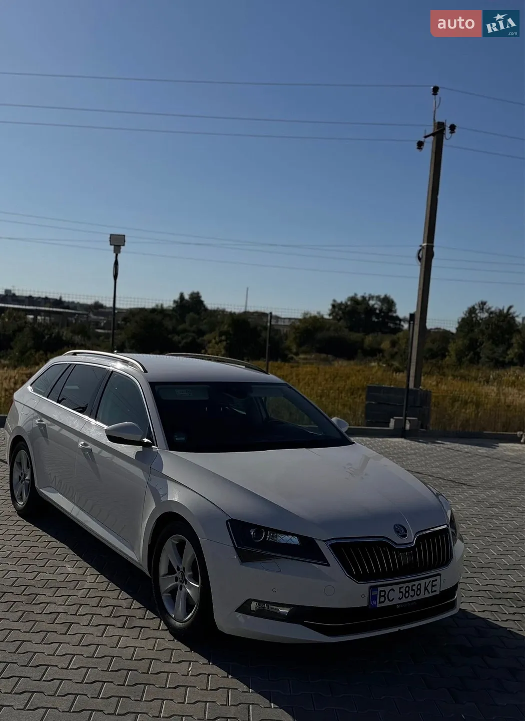 2019 Skoda Superb - фото 1
