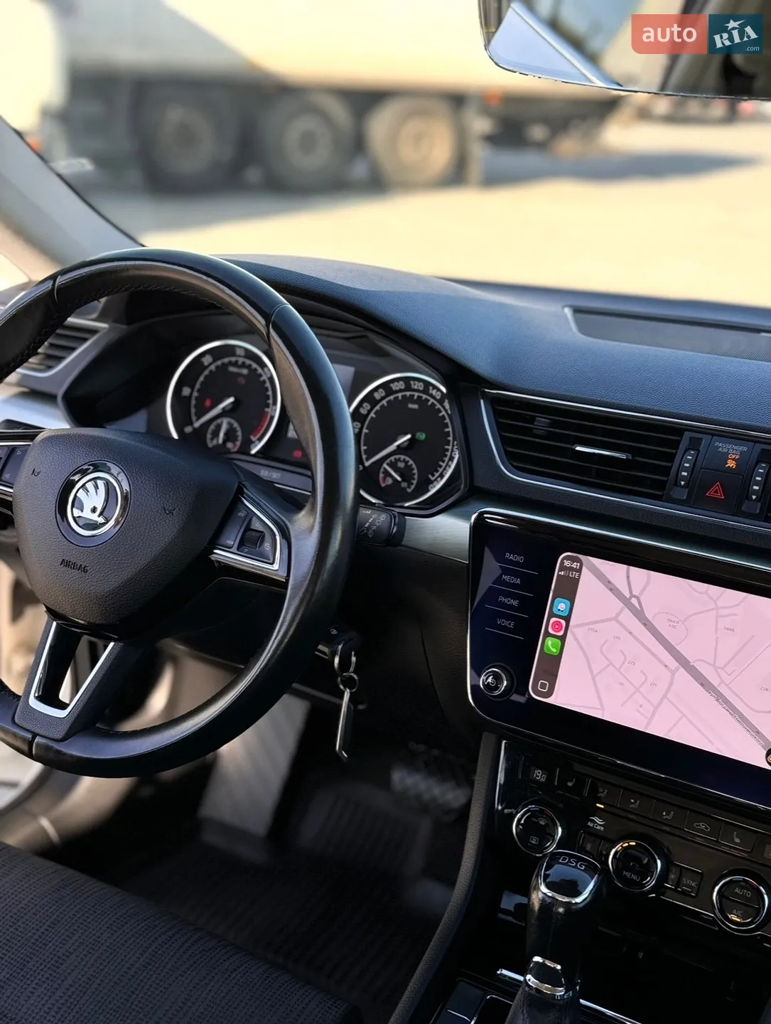 2019 Skoda Superb - мініатюра 7