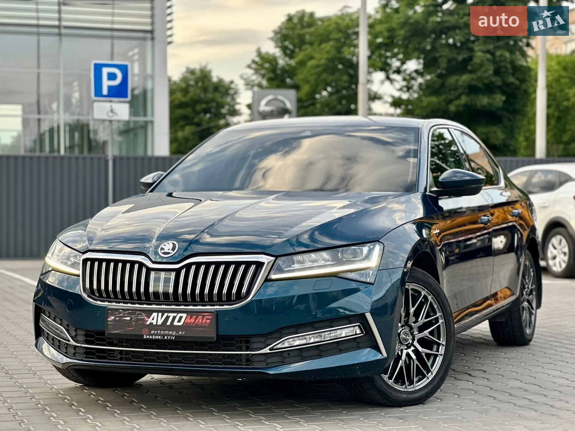 2020 Skoda Superb - мініатюра 3