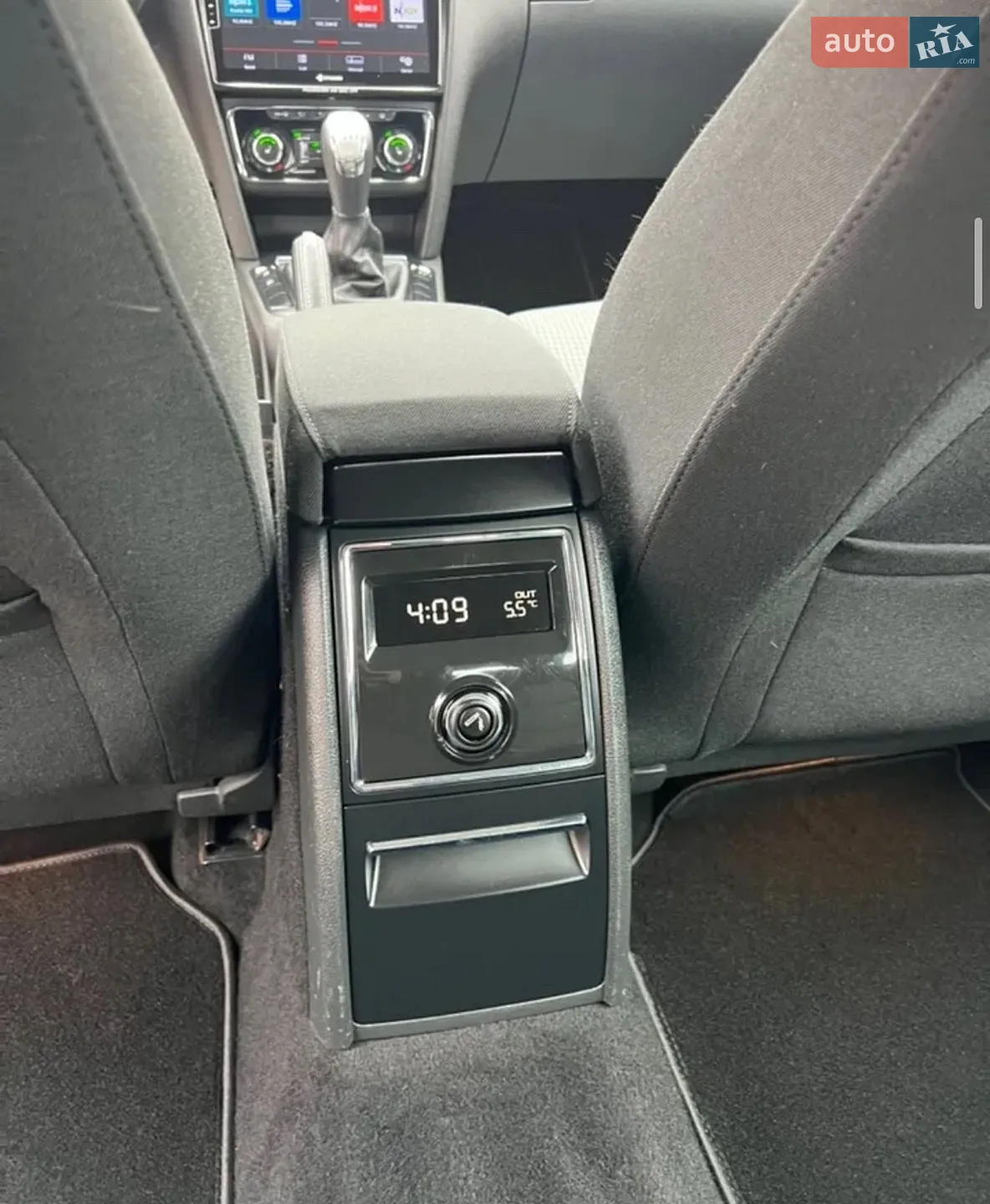 2010 Skoda Superb - мініатюра 12
