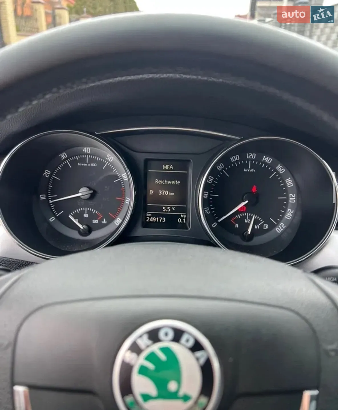 2010 Skoda Superb - мініатюра 16