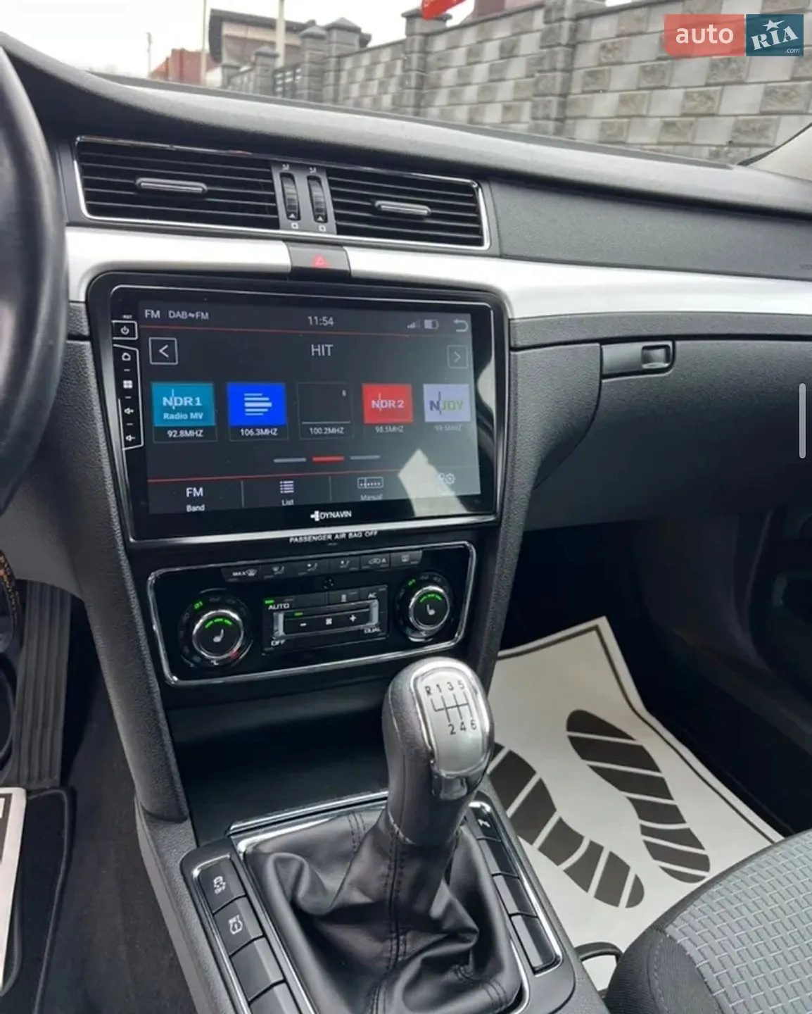 2010 Skoda Superb - мініатюра 15