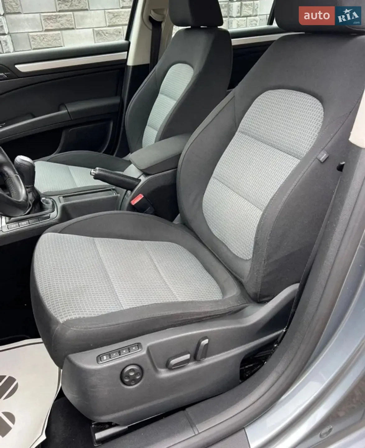 2010 Skoda Superb - мініатюра 18