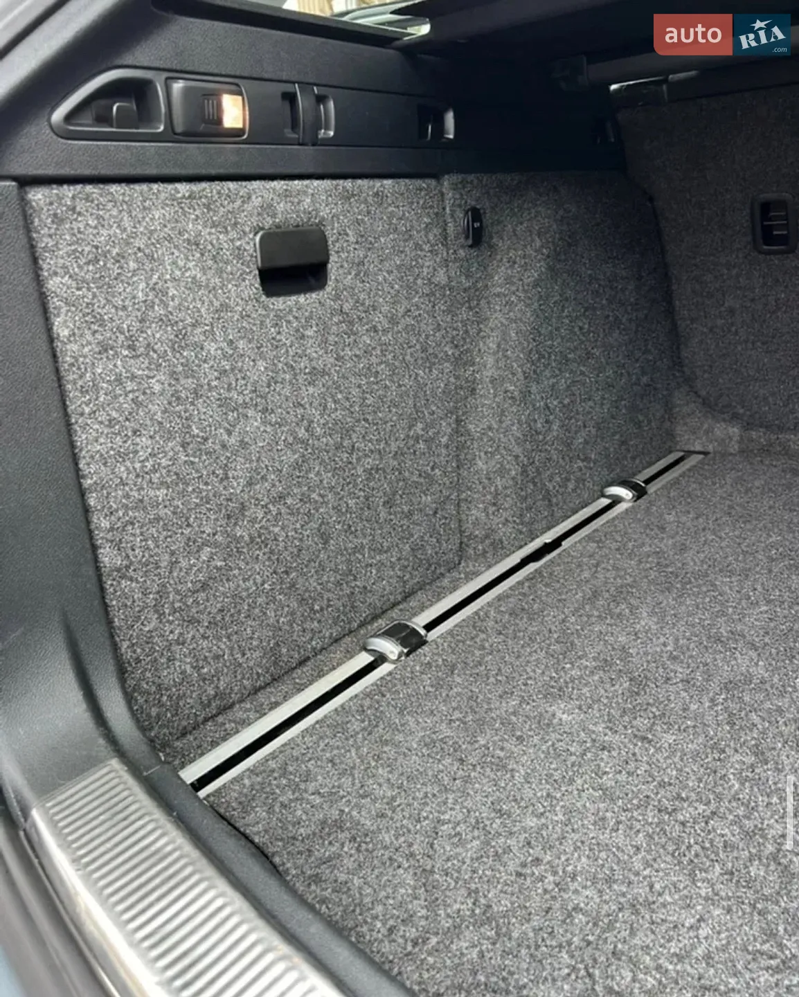 2010 Skoda Superb - мініатюра 24