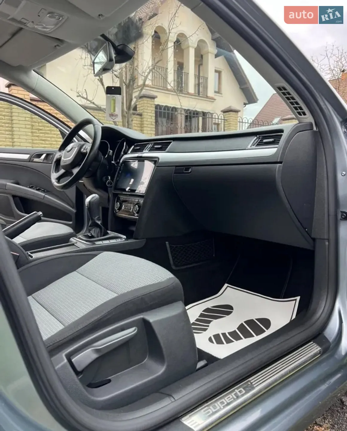 2010 Skoda Superb - мініатюра 26